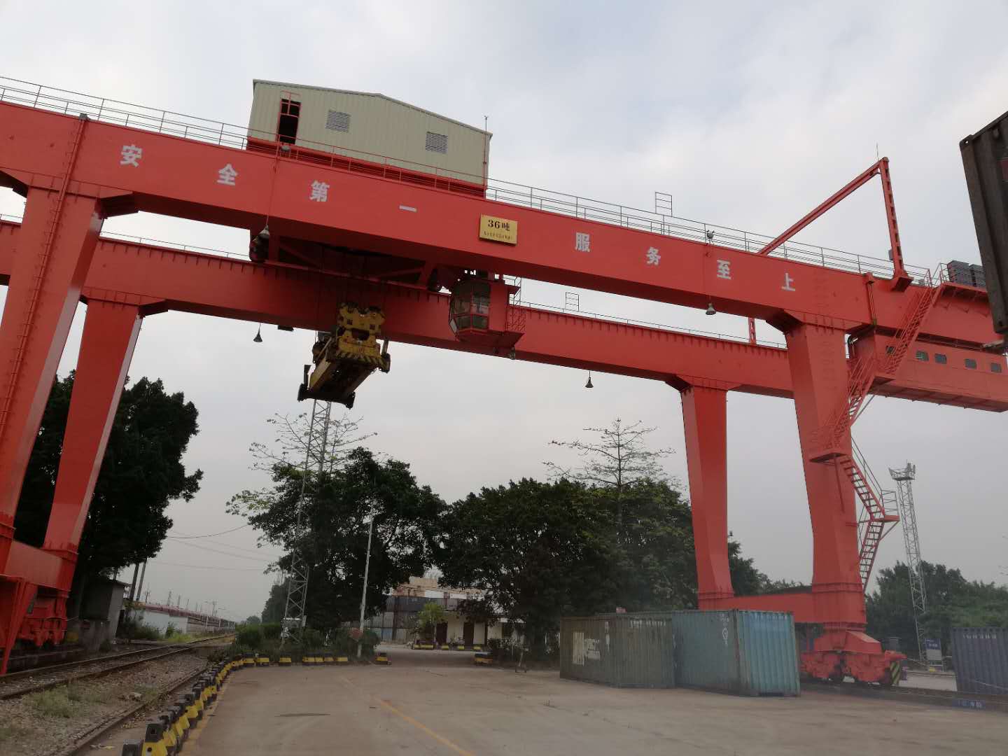 ��ʽ���ػ�